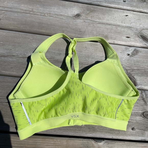 VSX sports bra - Picture 2 of 3